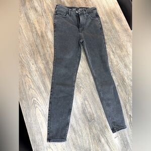 Old Navy- Distressed Black/grey- Super Rock Star Skinny
